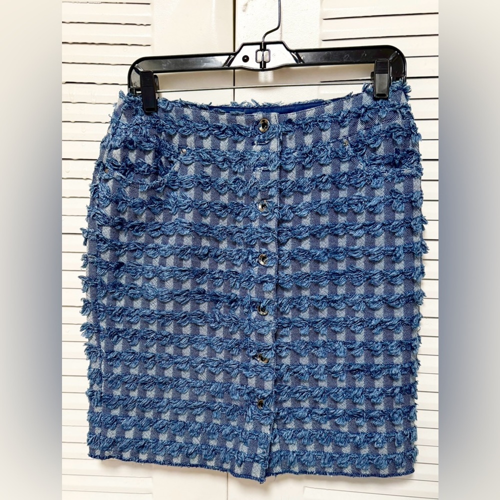 W by Worth Denim Frayed Blue Skirt - Picture 3 of 12